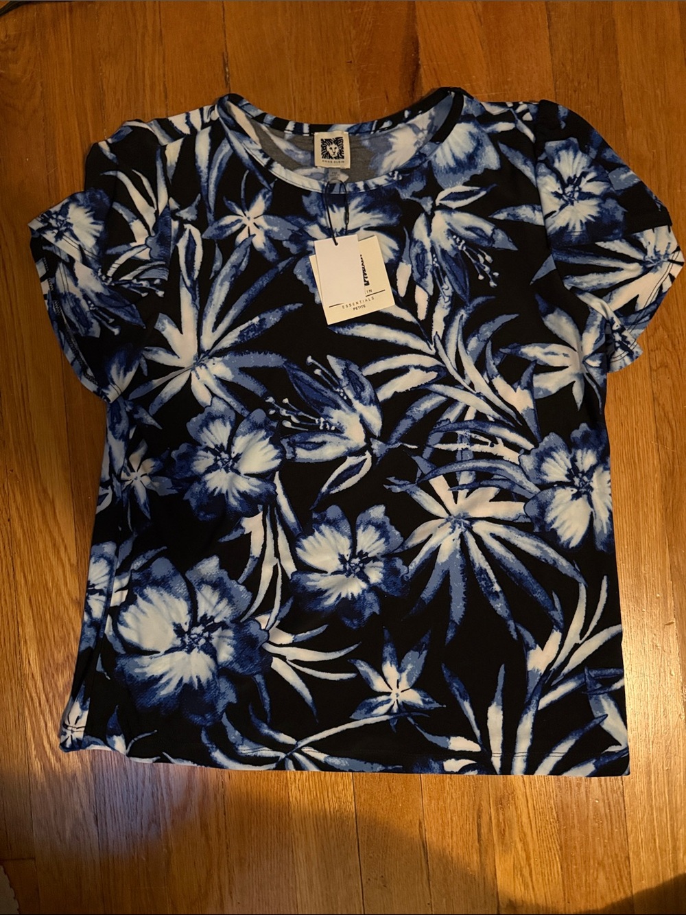 Anne Klein Black & Blue Floral Short Sleeve Blouse